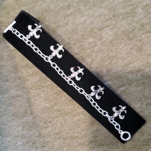Silvertone Fleur de lis Bracelet